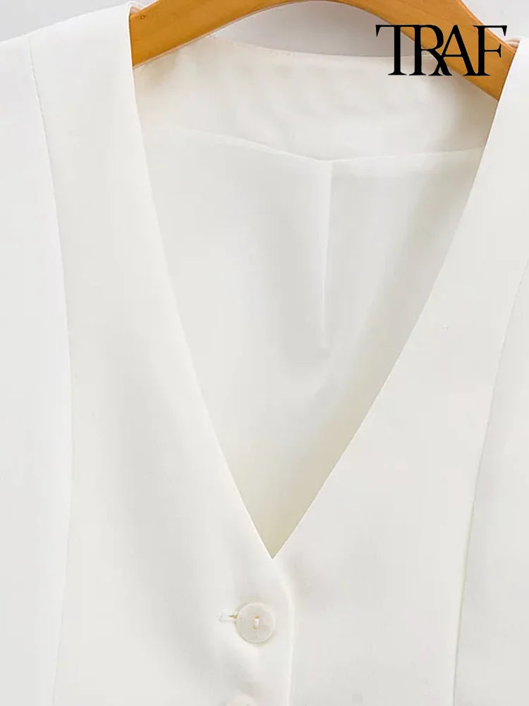 Sd9e6171516b54856af3bb4d02faa95e8v